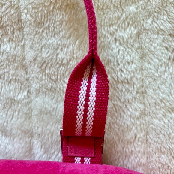 Jennifer Lopez JLo Medium Barrel Handbag - Picture 8 of 8